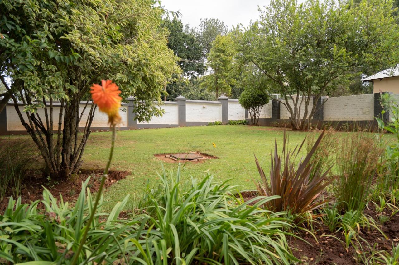 Rueby'S Guesthouse Dullstroom Ngoại thất bức ảnh