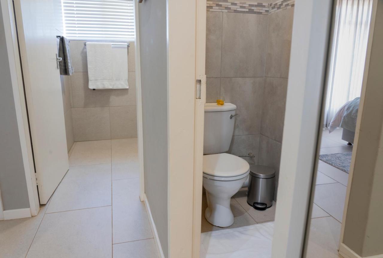 Rueby'S Guesthouse Dullstroom Ngoại thất bức ảnh