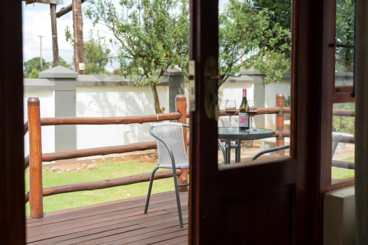 Rueby'S Guesthouse Dullstroom Ngoại thất bức ảnh