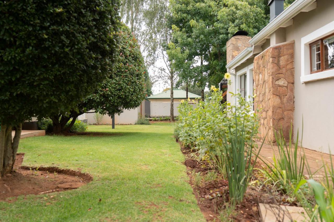 Rueby'S Guesthouse Dullstroom Ngoại thất bức ảnh