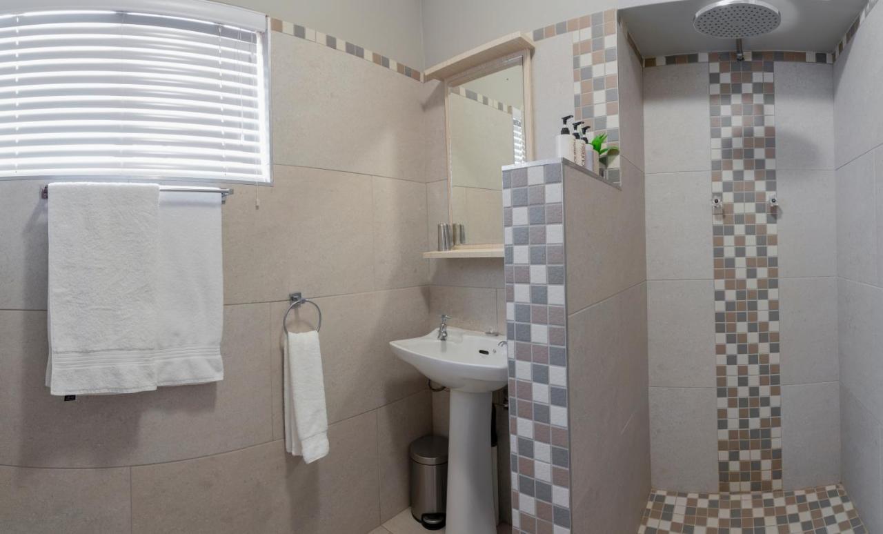 Rueby'S Guesthouse Dullstroom Ngoại thất bức ảnh